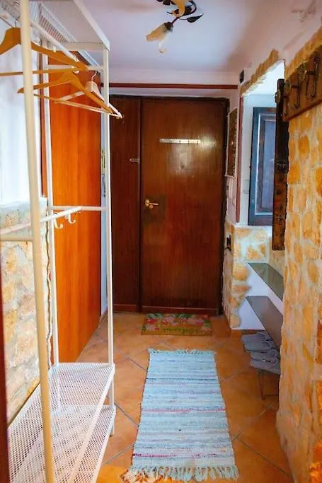 Top Floor Studio, Central & Quiet Naples
