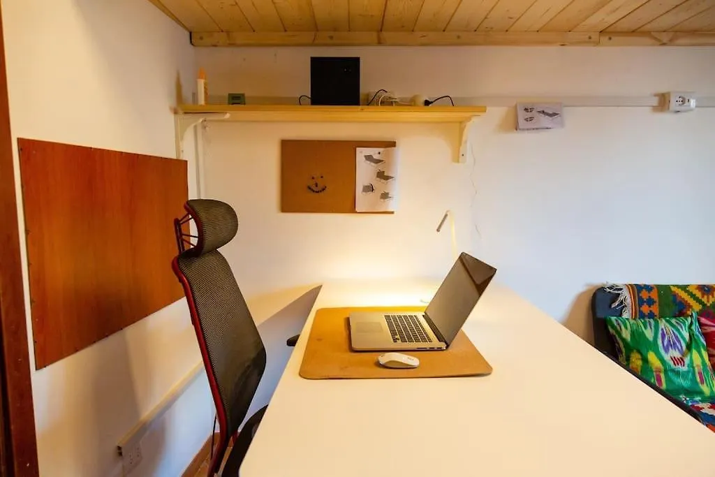 Apartmán Top Floor Studio, Central & Quiet Neapol